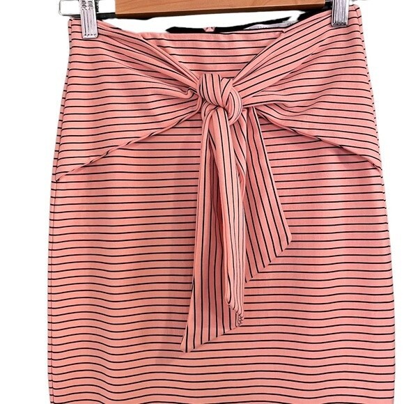 ZARA Skirt Knee Length Tie-Front Pink Pinstriped Knit Pencil Skirt Size Small - Picture 5 of 10